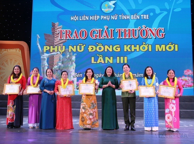 vna_potal_ngay_quoc_te_phu_nu_83_ton_vinh_nhung_cong_hien_cua_phu_nu_trong_thoi_dai_moi_7255728.jpg