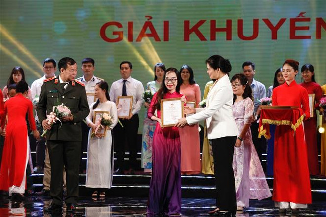 TTXVN đoạt 4 giải báo chí 'Vì sự nghiệp Đại đoàn kết toàn dân tộc' ảnh 2