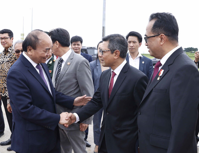 Chủ tịch nước Nguyễn Xuân Phúc kết thúc tốt đẹp chuyến thăm Indonesia ảnh 2