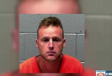 Kinh hoàng bé 10 tháng tuổi tử vong vì bị nhân tình của mẹ hãm hiếp ảnh 1