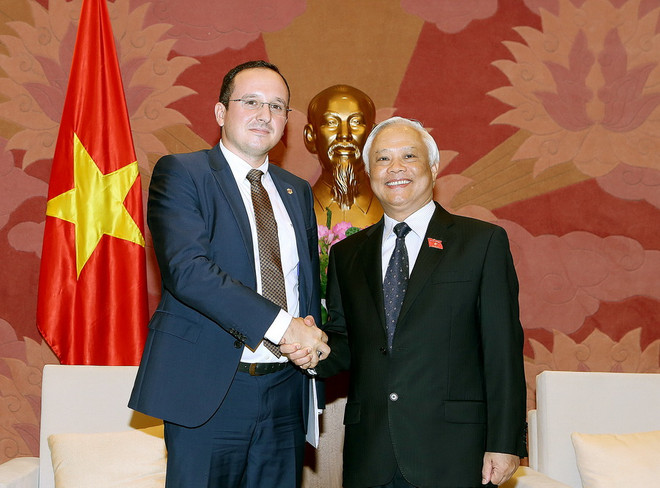 Việt Nam và Romania hợp tác trong lĩnh vực xây dựng pháp luật ảnh 1