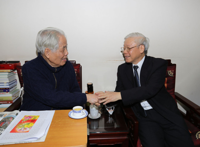 Tổng Bí thư chúc thọ nhân dịp đồng chí Đỗ Mười tròn 100 tuổi ảnh 1