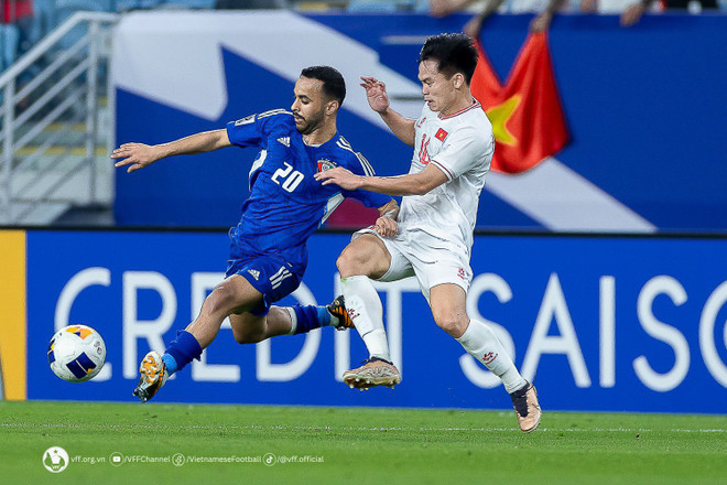 U23 Việt Nam nằm trong top 5 đội tuyển phạm lỗi nhiều nhất (38 lần) và phải nhận nhiều thẻ phạt nhất (7 thẻ vàng, 1 thẻ đỏ) ở vòng bảng. (Ảnh: VFF) 438088568_746993964301186_819355589339629052_n.jpg