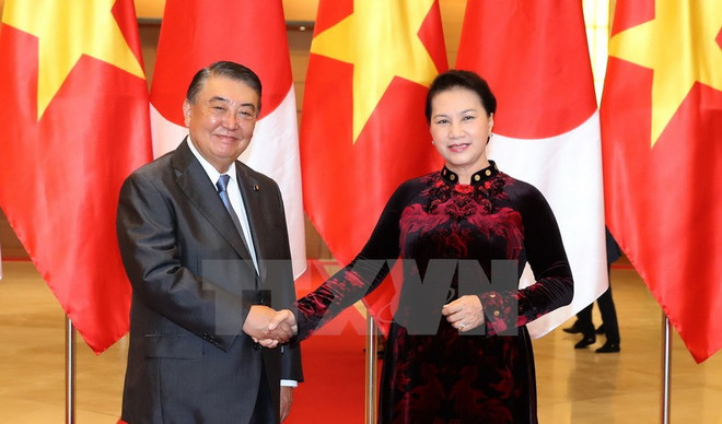 Chủ tịch Hạ viện Nhật Bản kết thúc chuyến thăm chính thức Việt Nam ảnh 1