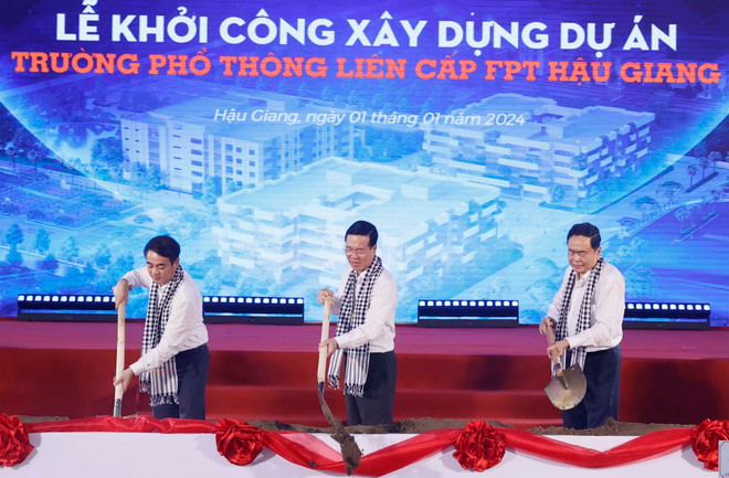 ttxvn-khoi-cong-fpt-hau-giang-8911.jpg