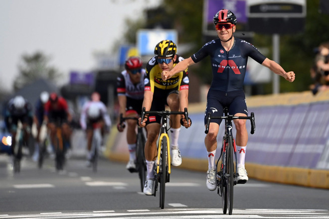 Vận động viên người Anh trở thành tay đua trẻ nhất vô địch Olympic ảnh 1