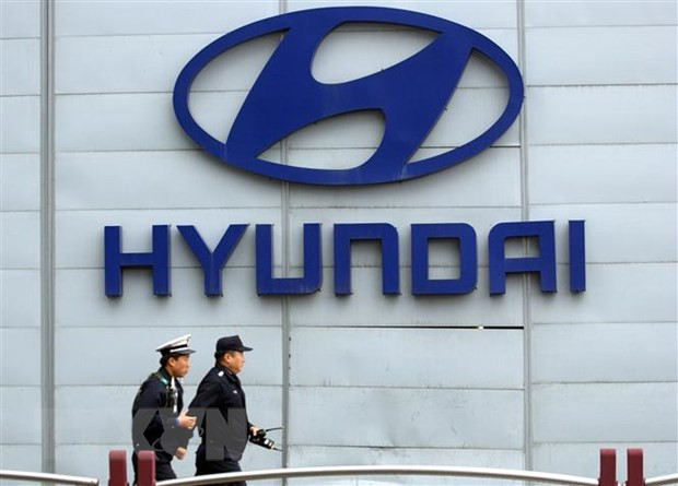 Biểu tượng Hyundai tại trụ sở của tập đoàn này ở Seoul, Hàn Quốc. (Ảnh: AFP/TTXVN) Lợi nhuận của Hyundai Motor tăng mạnh trong quý 2 của 2021 ảnh 1