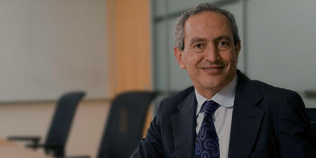 Doanh nhân Ai Cập Nassef Sawiris chính là người giàu nhất trong số các tỷ phú Arab. (Nguồn: Reuters) Forbes: Tỷ phú Ai Cập và Liban đứng đầu giới siêu giàu Arab ảnh 1