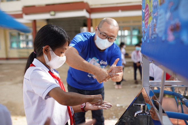 Starbucks mang nước sạch đến với cộng đồng khó khăn Việt Nam ảnh 2