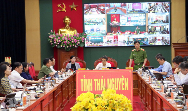 Tiếp tục đẩy mạnh phát triển ứng dụng dữ liệu dân cư trên toàn quốc ảnh 1