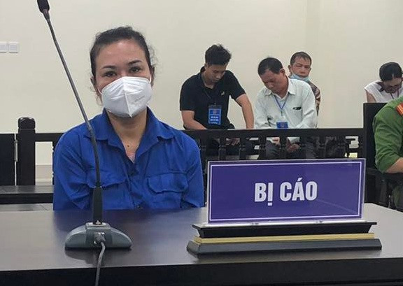 Phạt tù đối tượng lừa đảo hàng tỷ đồng để 'chạy trường, chạy việc' ảnh 1