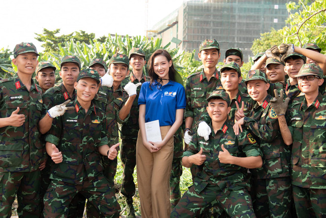 Hoa hậu Bảo Ngọc chính thức phát động kêu gọi cộng đồng hưởng ứng thông điệp Ngày Trái Đất 2023: Invest in Our Planet (Đầu tư cho Hành tinh của Chúng ta). (Ảnh: CTV/Vietnam+) Miss Intercontinental Bảo Ngọc là đại sứ Ngày Trái Đất 2023 ảnh 1