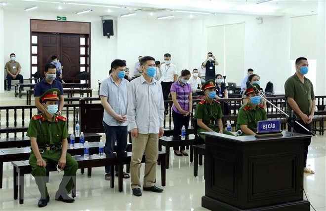 Chống tham nhũng, tiêu cực: Làm trong sạch đội ngũ cán bộ, đảng viên ảnh 1