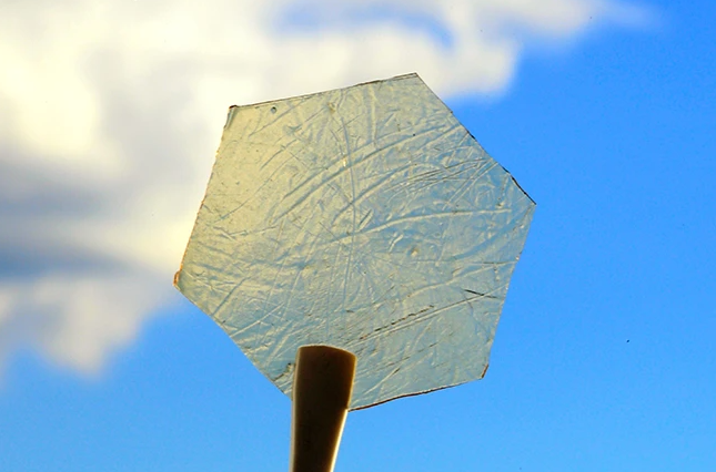 Nhật Bản chế tạo nhựa có khả năng tự hàn gắn ở nhiệt độ phòng ảnh 1