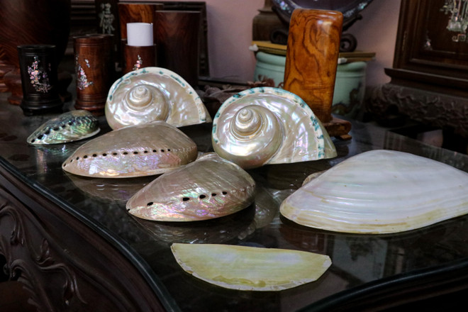 Làng khảm trai Chuôn Ngọ chung tay bảo tồn nghề truyền thống ảnh 1