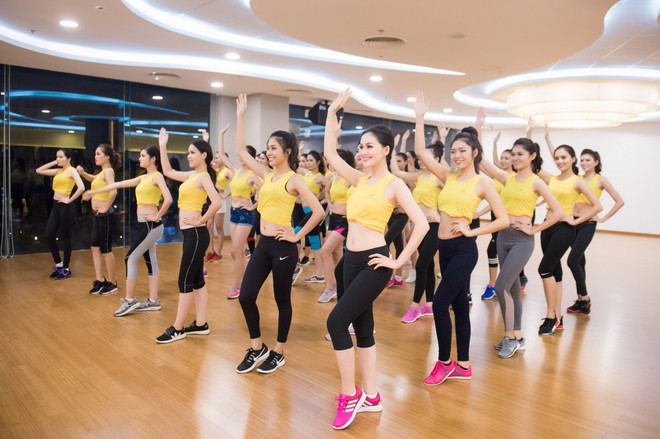 Thí sinh Hoa hậu Việt Nam đua nhau đấu boxing để giữ dáng ảnh 12