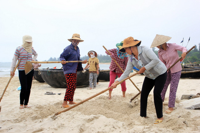 Vụ cá chết hàng loạt: Không có việc đánh đổi môi trường lấy dự án ảnh 1