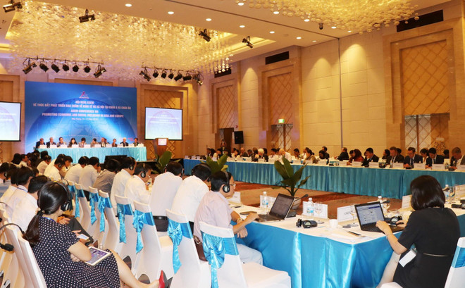 Quang cảnh phiên bế mạc. (Ảnh: Tiên Minh/TTXVN) ASEM nhất trí thúc đẩy phát triển bao trùm về kinh tế và xã hội ảnh 1