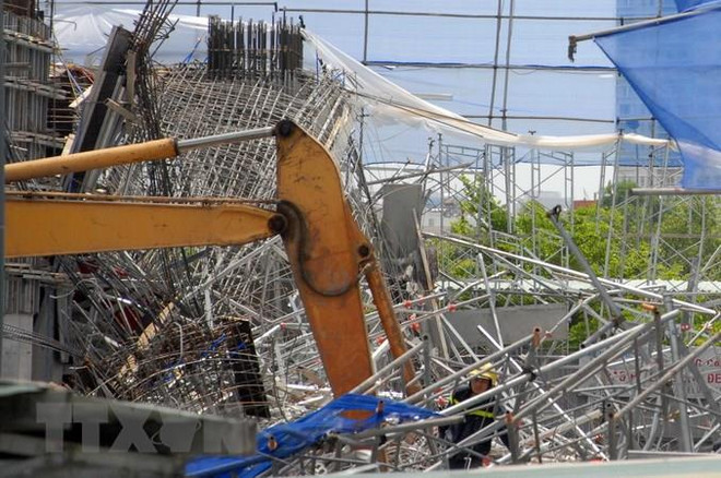 Sập giàn giáo làm 3 người chết: Khởi tố nhà thầu và giám sát thi công ảnh 1