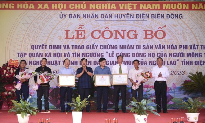 Lễ cúng dòng họ của người Mông trắng - Di sản Phi vật thể Quốc gia ảnh 1