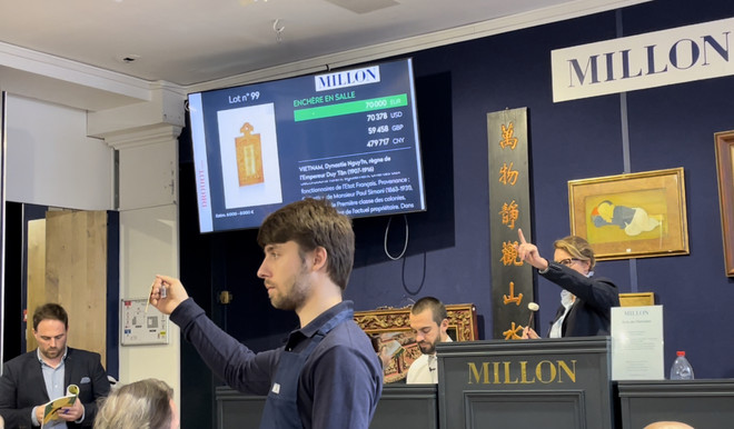 Đấu giá hơn 300 cổ vật và tác phẩm nghệ thuật của Việt Nam tại Pháp ảnh 2