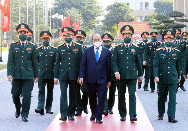 Chủ tịch nước thăm và làm việc tại Trường Sỹ quan Chính trị ảnh 13