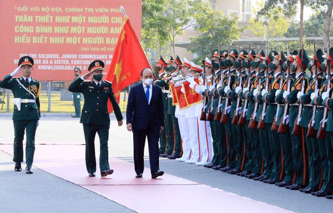 Chủ tịch nước thăm và làm việc tại Trường Sỹ quan Chính trị ảnh 10