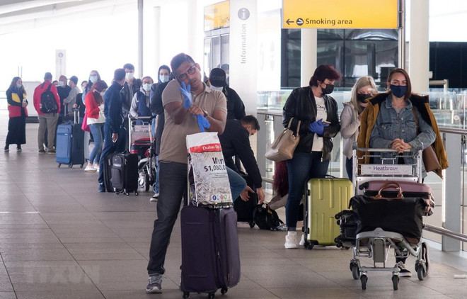 Pháp cân nhắc siết chặt quy định đối với du khách từ Anh ảnh 1