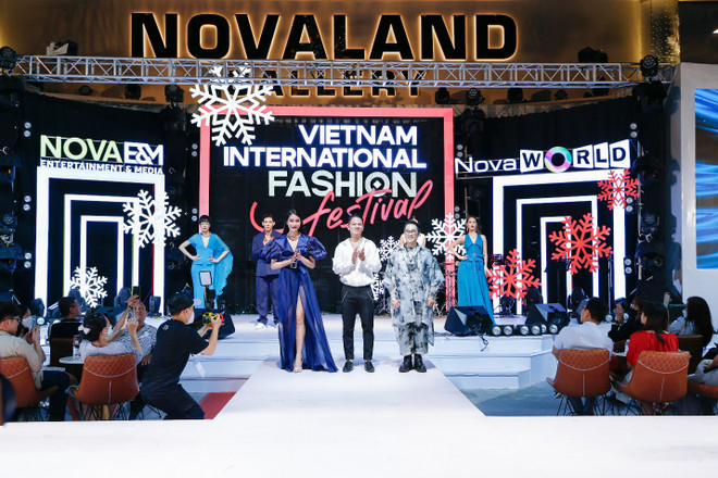 Nhập mô tả cho ảnh NTK Adrian Anh Tuấn và NTK Đức Duy khiến giới mộ điệu thổn thức ảnh 6
