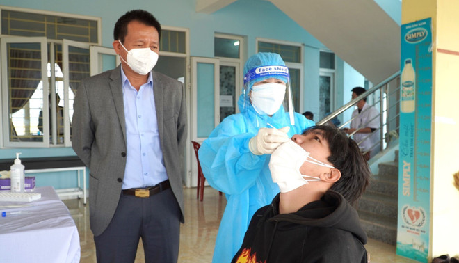 Dịch COVID-19: Quảng Bình tăng cường xét nghiệm tầm soát cộng đồng ảnh 1