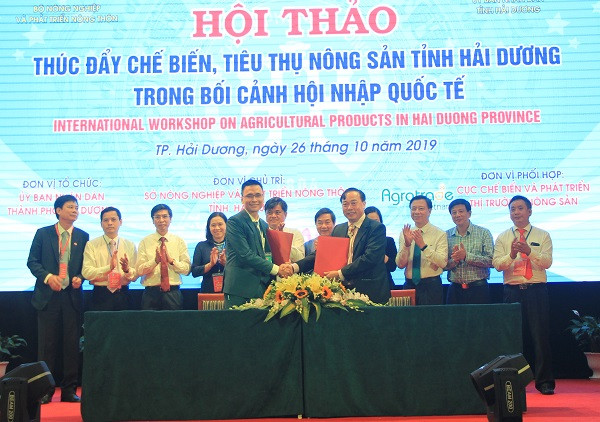Các doanh nghiệp chế biến, tiêu thụ nông sản ký kết hợp tác với các nhà cung cấp nông sản của tỉnh Hải Dương Hải Dương thúc đẩy chế biến, tiêu thụ các mặt hàng nông sản ảnh 1