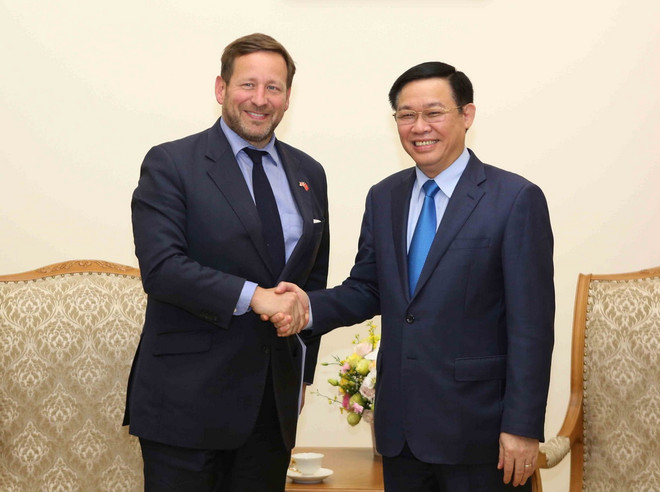 Anh sẽ viện trợ Việt Nam xây dựng các thành phố thông minh ảnh 1