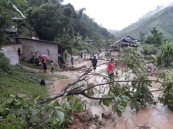 Hỗ trợ khẩn cấp cho các địa phương khắc phục hậu quả thiên tai ảnh 1