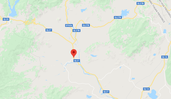 Ninh Thuận: Đâm vào ôtô đỗ bên đường, người ngồi sau xe máy tử vong ảnh 1