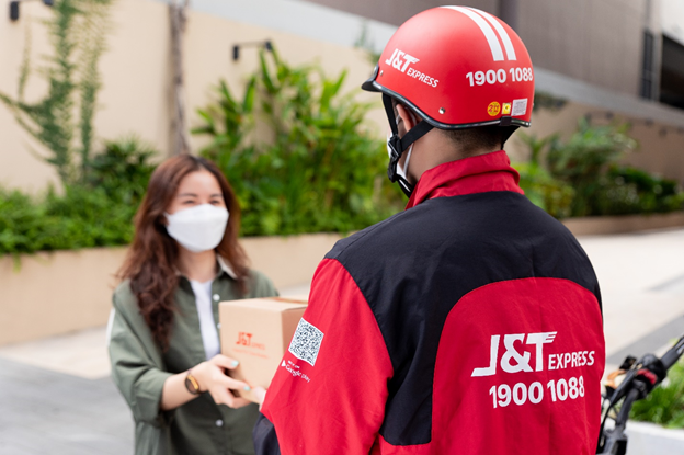 Chiến lược 'địa phương hóa' của J&T Express đáp ứng nhu cầu riêng của từng thị trường. J&T Express hợp tác với Huế phát triển chiến lược 'địa phương hóa' ảnh 1
