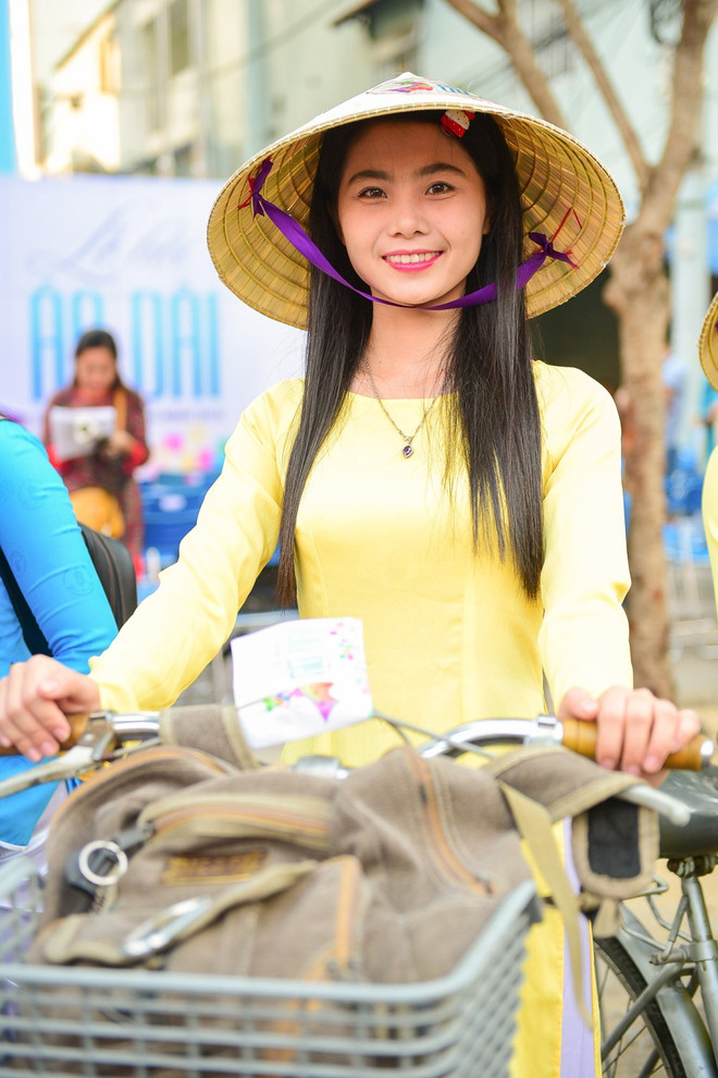 Hành trình xe đạp "Áo dài Việt-Du lịch Việt" quảng bá vẻ đẹp Việt Nam ảnh 15