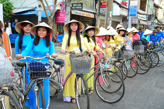 Hành trình xe đạp "Áo dài Việt-Du lịch Việt" quảng bá vẻ đẹp Việt Nam ảnh 4