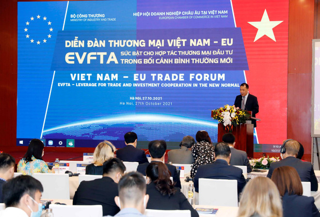 Quang cảnh diễn đàn tại điểm cầu Hà Nội. (Ảnh: Trần Việt/TTXVN) Hiệp định EVFTA: Sức bật cho doanh nghiệp Việt Nam-EU phát triển ảnh 1