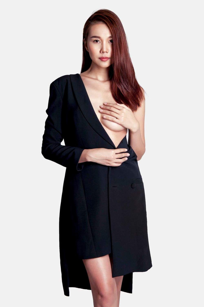 Ngắm siêu mẫu Thanh Hằng lần đầu tiên dám khoe vòng một gợi cảm ảnh 2