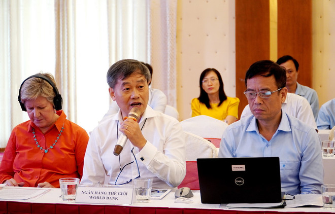 Ông Cao Thăng Bình, chuyên gia cao cấp của Ngân hàng Thế giới, nêu ý kiến về tầm quan trọng của Đề án 1 triệu hecta lúa chất lượng cao. (Ảnh: Thu Hiền/TTXVN) ttxvn_lua chat luong cao 2.jpg