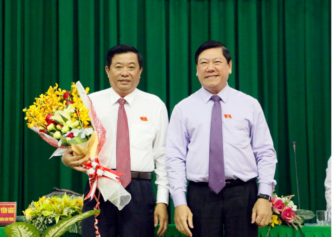 Ông Bùi Văn Nghiêm được bầu làm Chủ tịch HĐND tỉnh Vĩnh Long ảnh 1