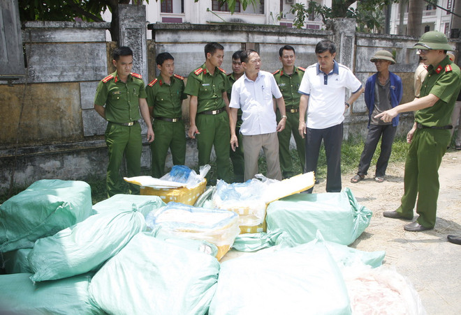 Hà Tĩnh: Bắt giữ gần 3 tấn nội tạng động vật đã bốc mùi hôi thối ảnh 1