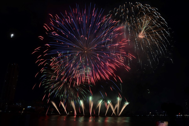 ttxvn_phao hoa phan lan 2.jpg