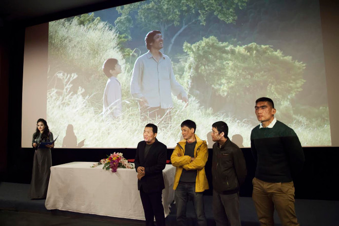 Bộ phim điện ảnh Việt Nam đầu tiên được đề cử tranh “Giải Remi” ảnh 2