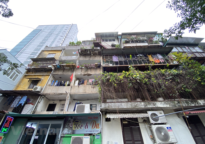 Hà Nội đặt mục tiêu 'xóa sổ' chung cư cũ xuống cấp nguy hiểm ảnh 2