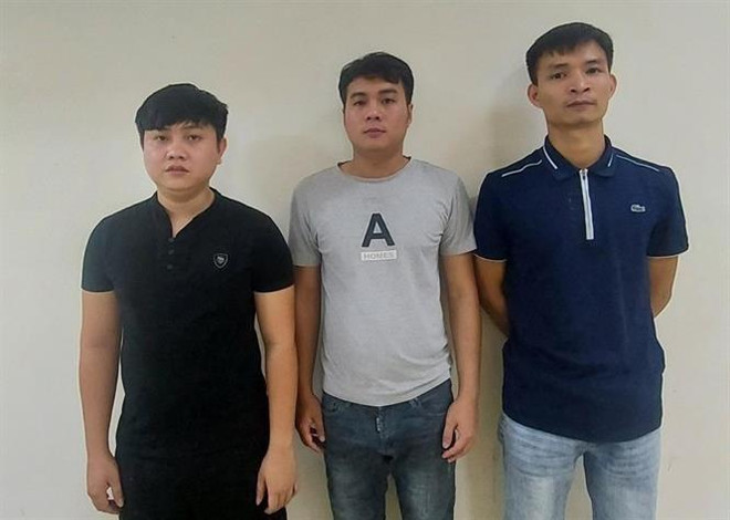 Giả mạo công an để gọi điện lừa đảo, chiếm đoạt gần 1,2 tỷ đồng ảnh 1