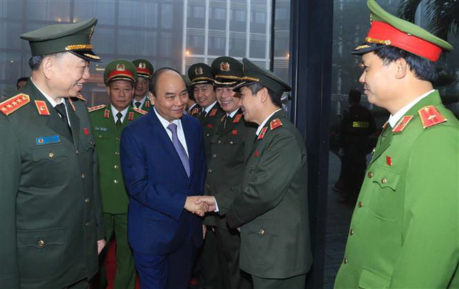 Thủ tướng: Công an nhân dân kiên quyết chống các biểu hiện vô cảm ảnh 2