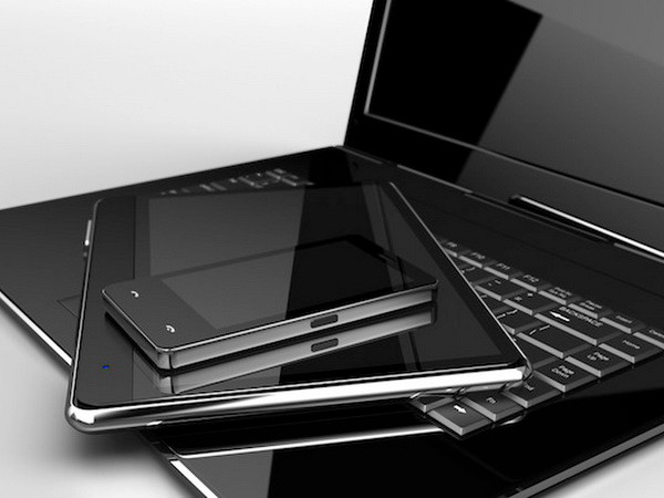 Máy tính bảng và smartphone đang chuyển động ngược chiều ảnh 1