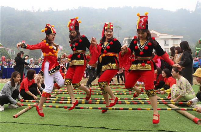 Lễ hội Xuân Lào Cai - bản hòa ca của những di sản miền biên viễn ảnh 2