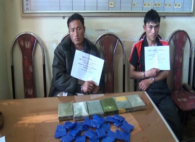 Bắt vụ vận chuyển 6 bánh heroin và 4.000 viên ma túy tổng hợp ảnh 1